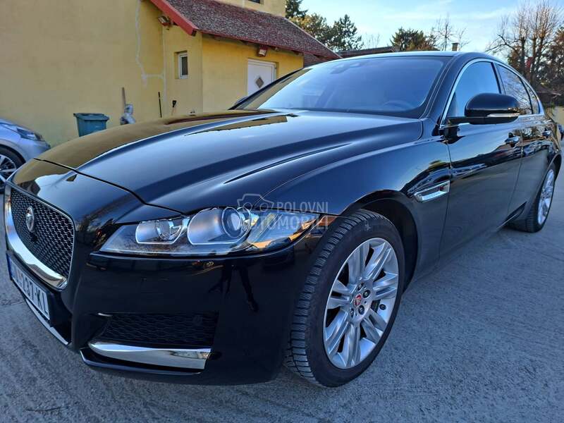 Jaguar XF PROČITATI TEXT