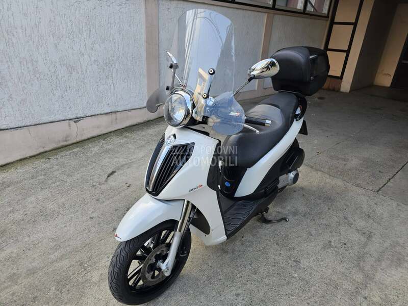 Piaggio Carnaby