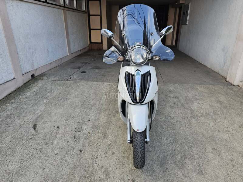 Piaggio Carnaby
