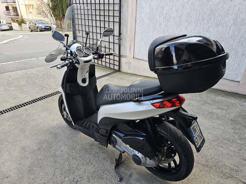 Piaggio Carnaby