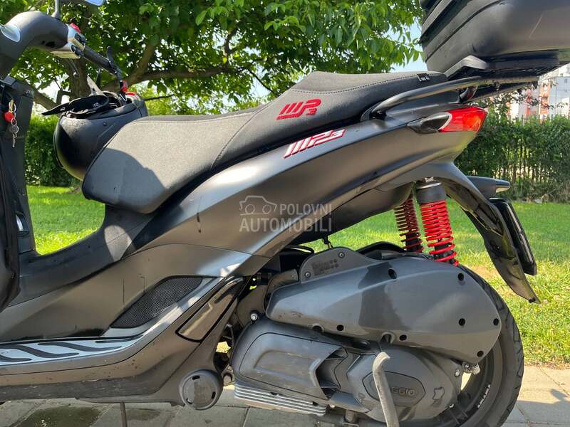 Piaggio MP3 300 HPE Sport