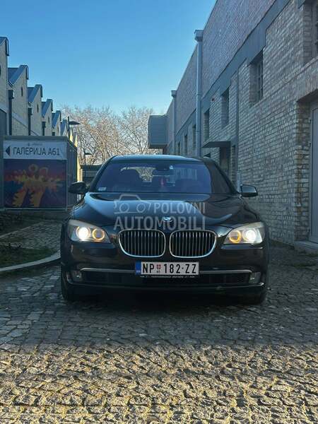 BMW 740 