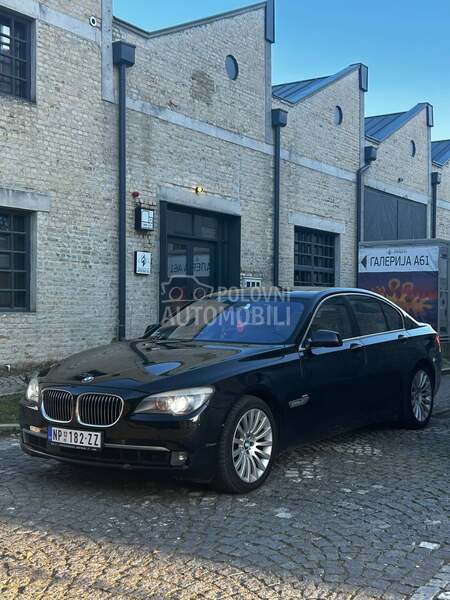 BMW 740 