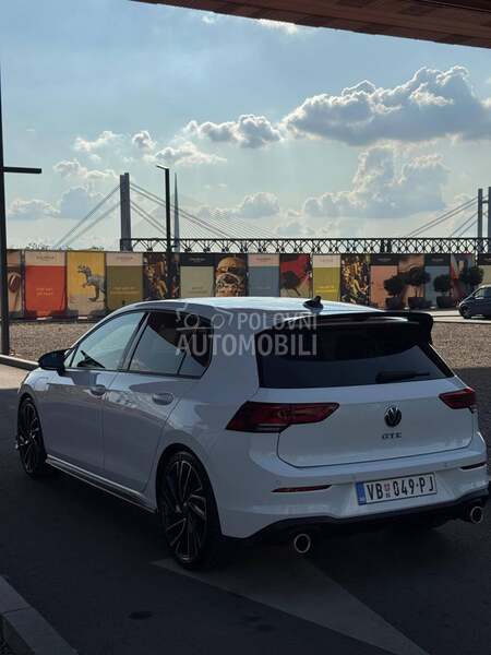 Volkswagen Golf 8 GTE