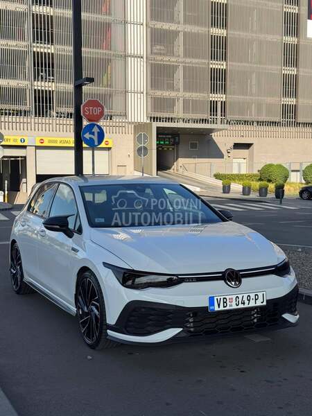 Volkswagen Golf 8 GTE