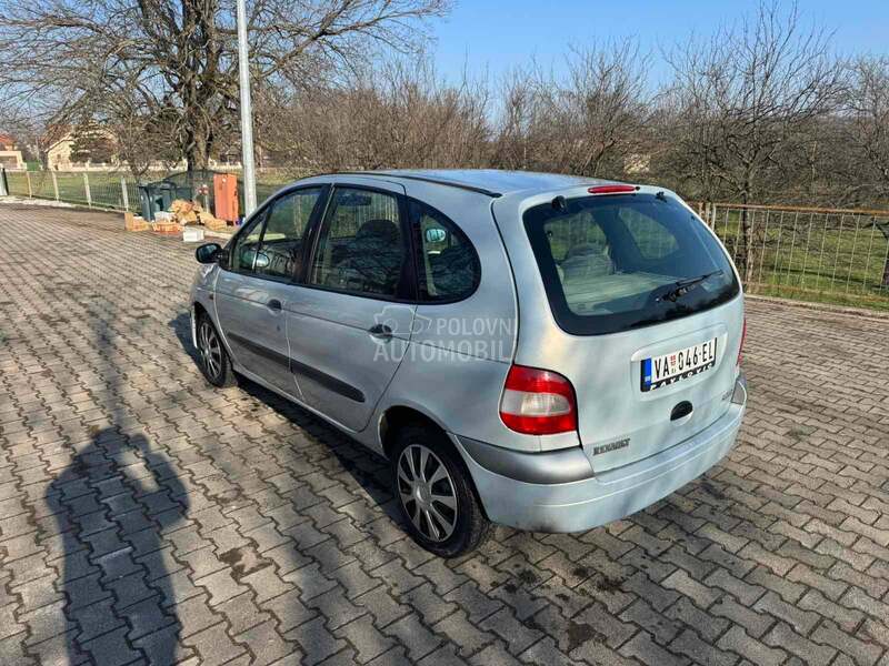 Renault Scenic 