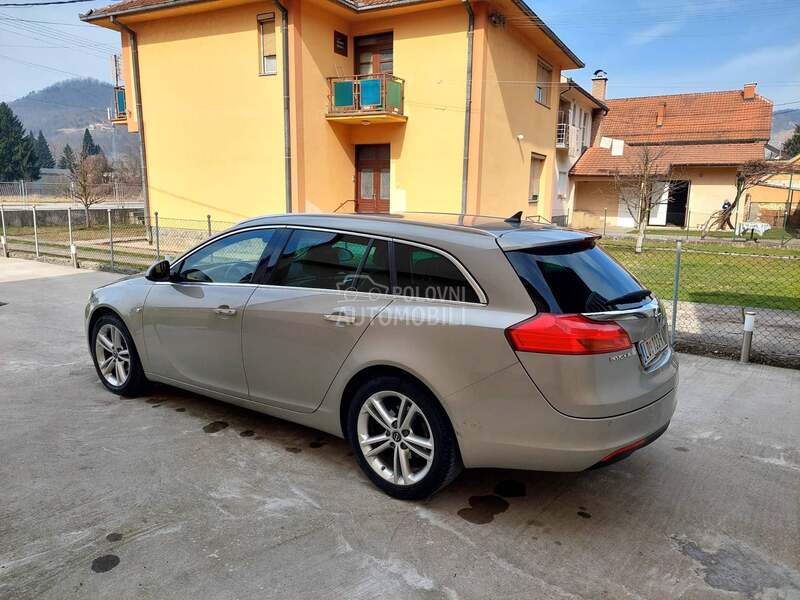 Opel Insignia 