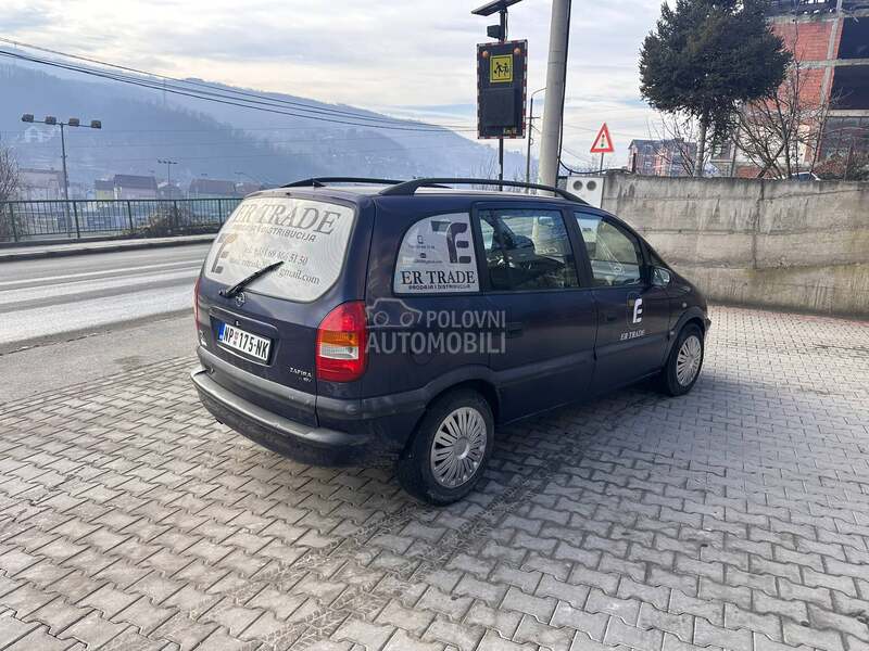 Opel Zafira 