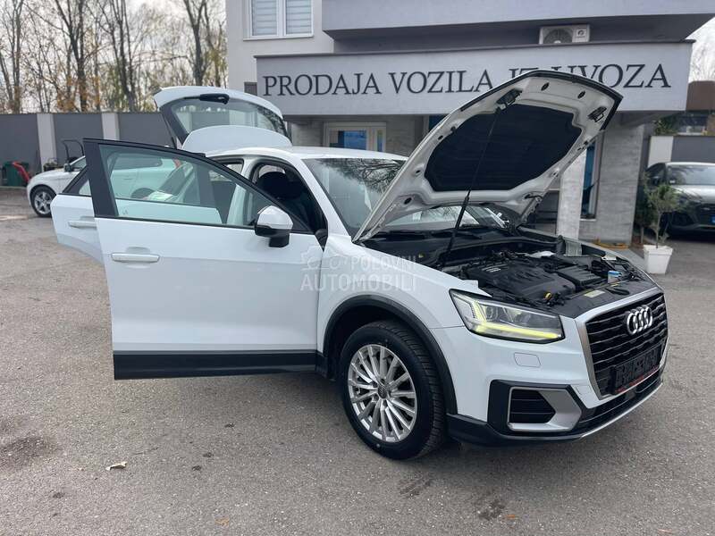 Audi Q2 L E D  N A V I