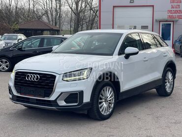 Audi Q2 L E D  N A V I