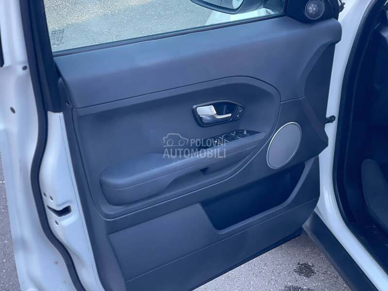 Land Rover Range Rover Evoque R E D