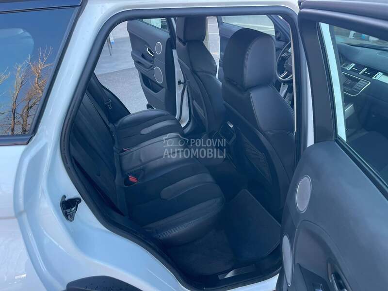 Land Rover Range Rover Evoque R E D