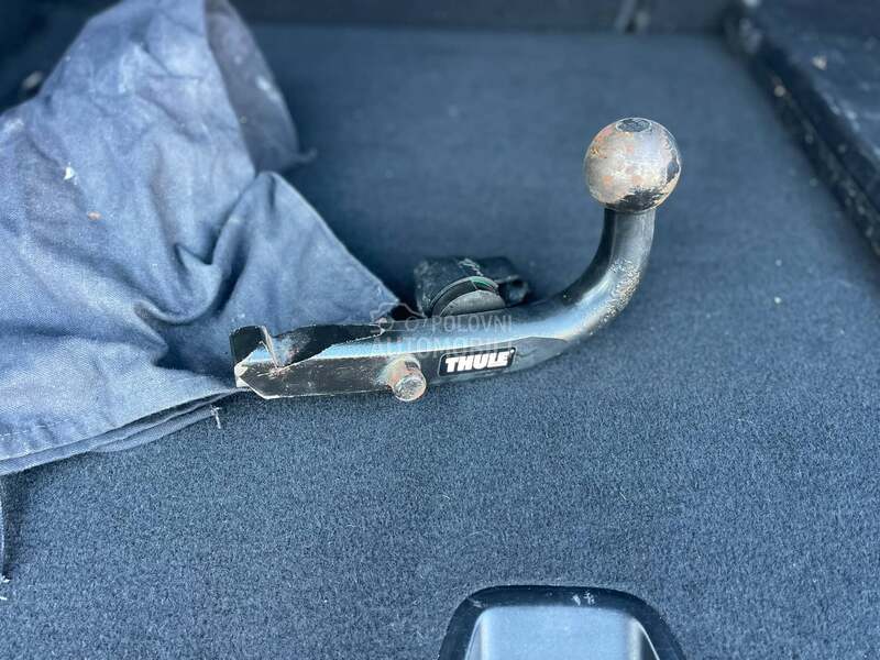 Land Rover Range Rover Evoque R E D