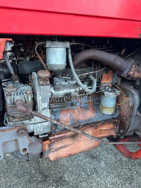 IMT 560 više traktora