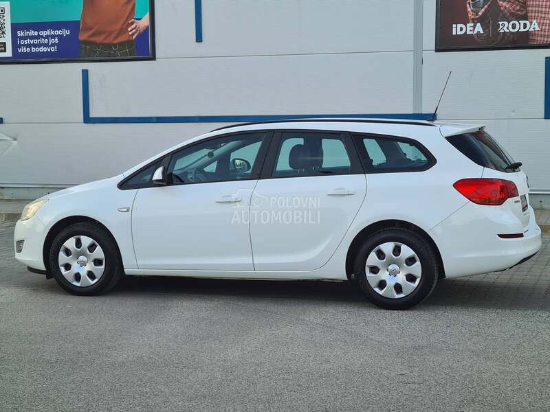 Opel Astra J 1.7cdti ENJOY