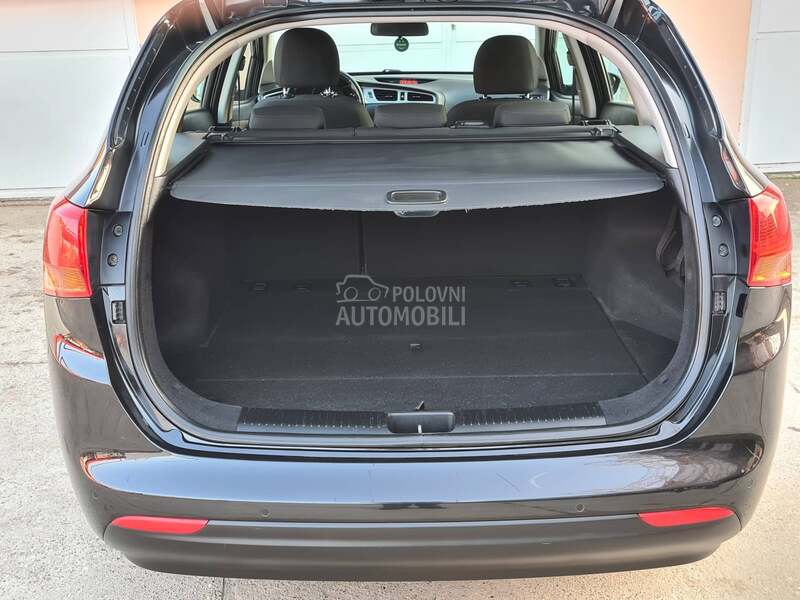 Kia cee`d sw 1.6crdi Champion