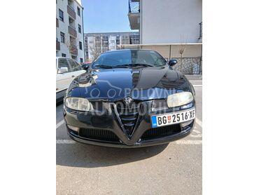 Alfa Romeo GT 1,9 jtd 16v