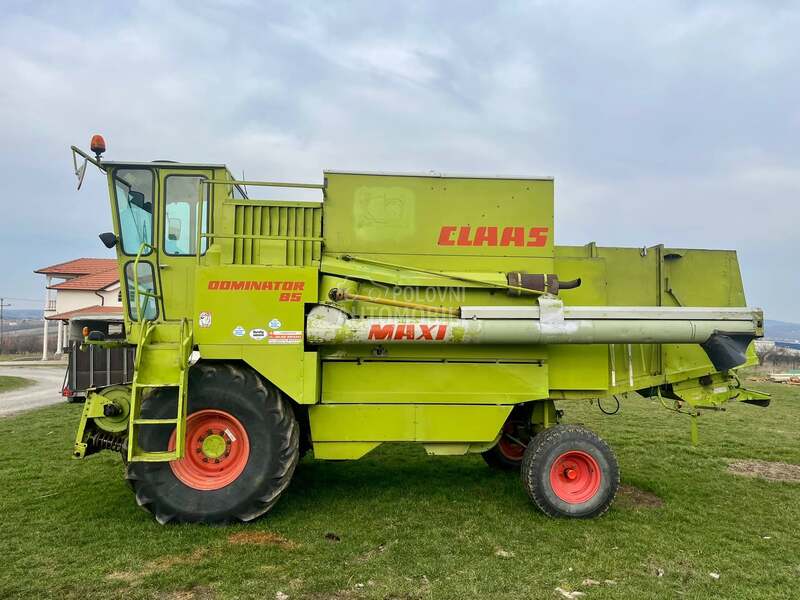 Claas Dominator 85