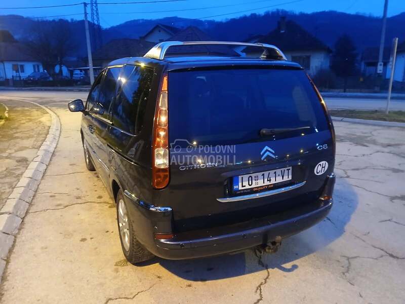 Citroen C8 