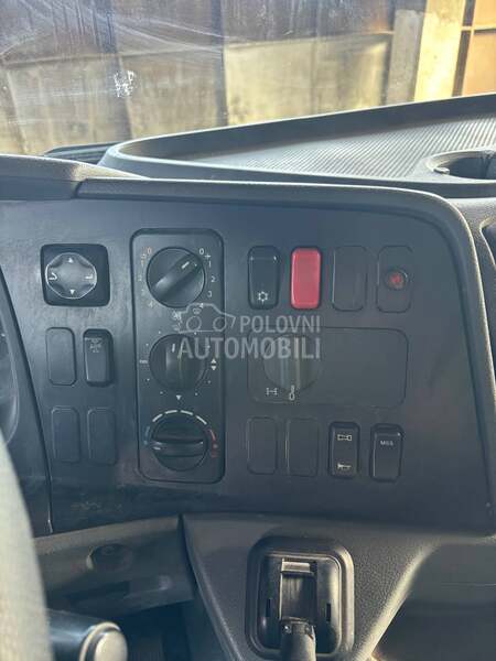 Mercedes Benz Axor 1828