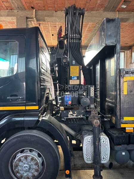 Mercedes Benz Axor 1828