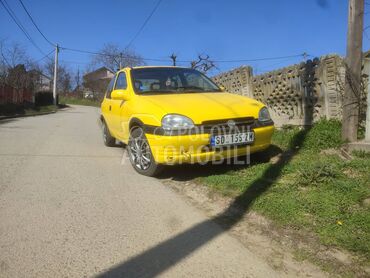 Opel Corsa B 