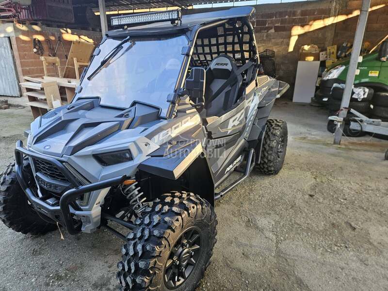 Polaris RZR 1000 XP