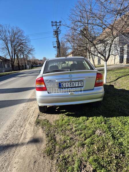 Opel Astra G 