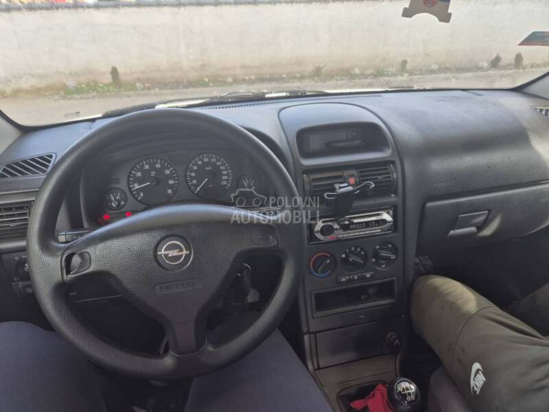 Opel Astra G 