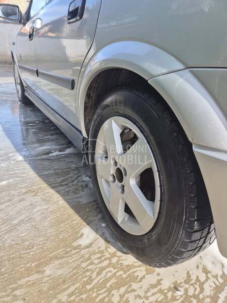 Opel Astra G 