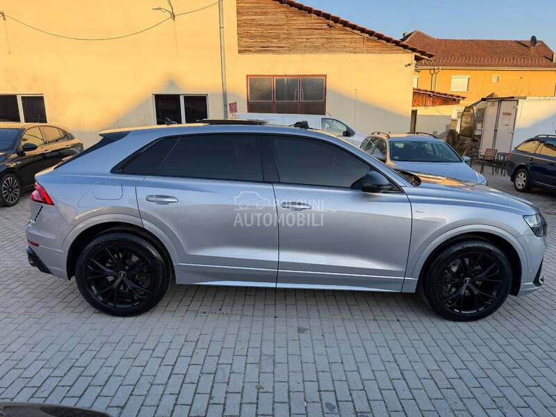 Audi Q8 RS optic