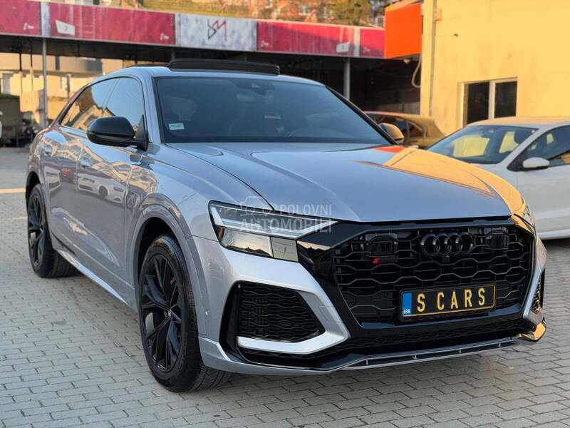 Audi Q8 RS optic