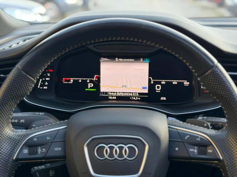 Audi Q8 RS optic