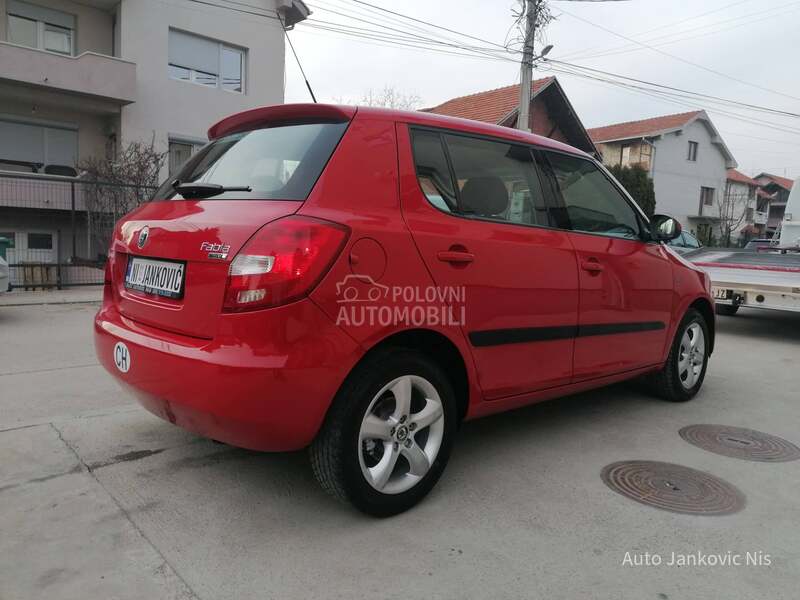 Škoda Fabia 1.4i AMBIENTE CH