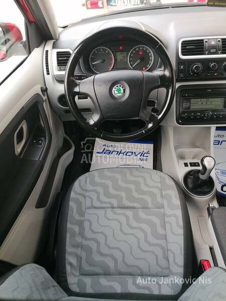 Škoda Fabia 1.4i AMBIENTE CH