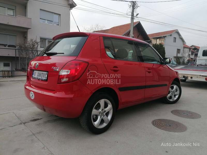 Škoda Fabia 1.4i AMBIENTE CH
