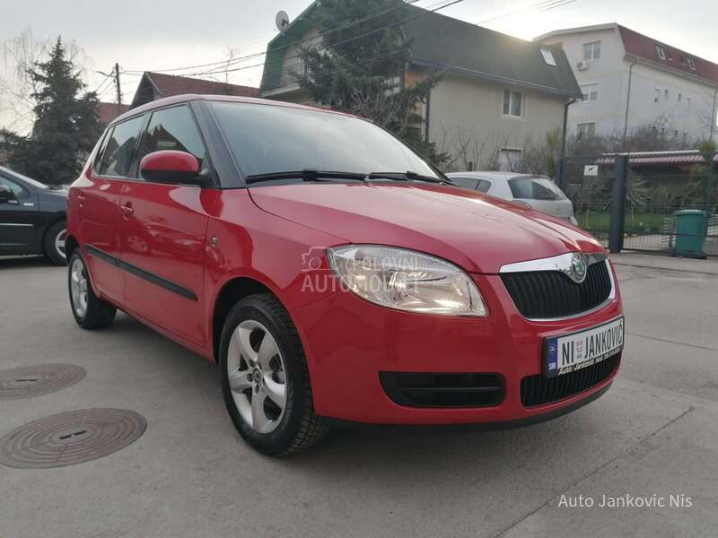 Škoda Fabia 1.4i AMBIENTE CH