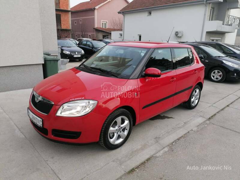 Škoda Fabia 1.4i AMBIENTE CH