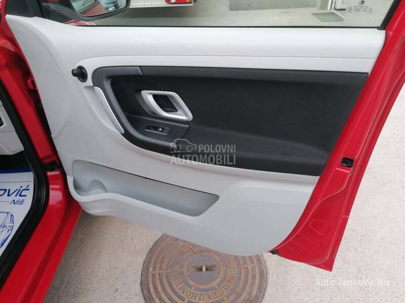 Škoda Fabia 1.4i AMBIENTE CH