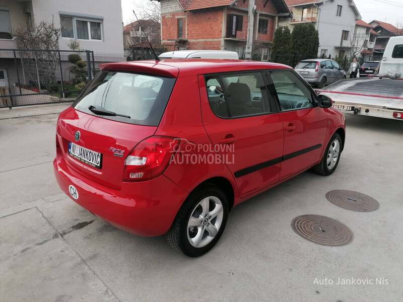 Škoda Fabia 1.4i AMBIENTE CH