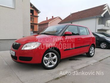 Škoda Fabia 1.4i AMBIENTE CH