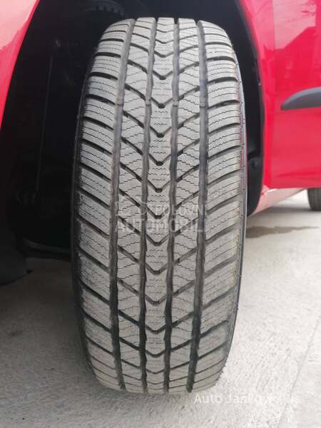 Škoda Fabia 1.4i AMBIENTE CH