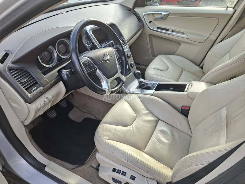 Volvo XC60 2,0 d SUMMUM