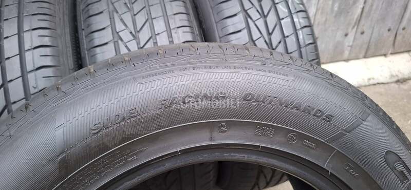 Goodyear 235/65 R17 Letnja