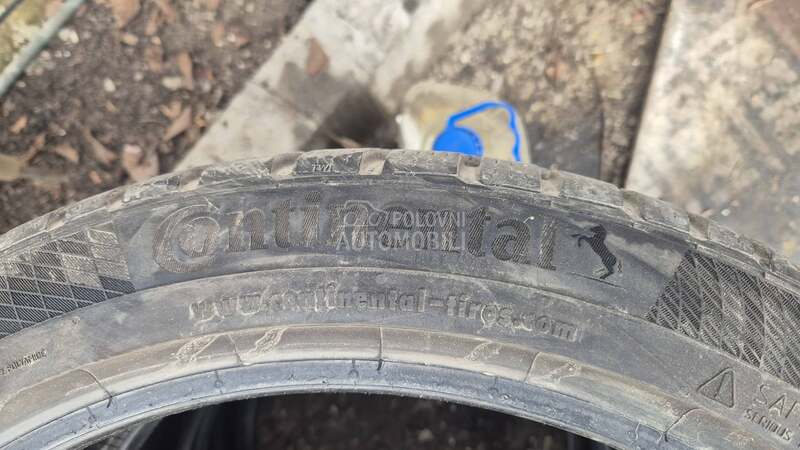 Continental 215/45 R18 Zimska