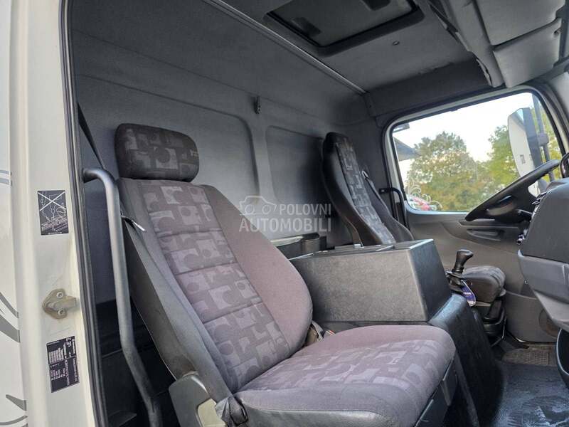 Mercedes Benz atego 818