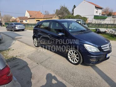 Mercedes Benz B 200 