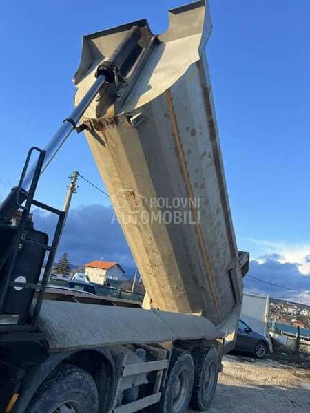 Mercedes Benz Actros 3241