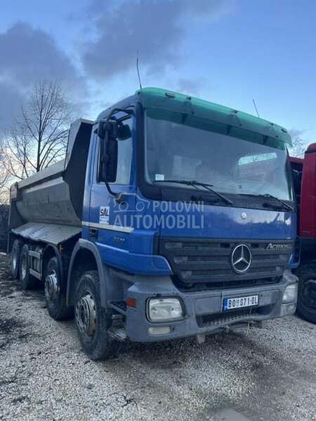 Mercedes Benz Actros 3241