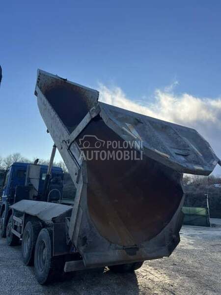 Mercedes Benz Actros 3241